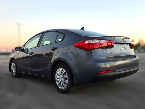 Used 2016 Kia Forte LX image 7