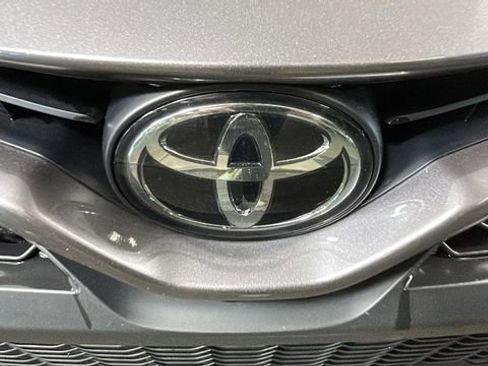Used 2024 Toyota Camry SE FWD image 9
