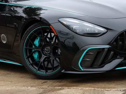 Used 2025 Mercedes-Benz AMG GT 63 image 9