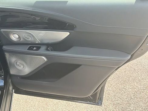 New 2026 Lincoln Nautilus Reserve AWD/4WD image 17