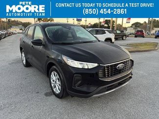 Used 2025 Ford Escape Active video 1