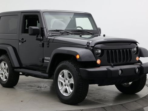 Used 2016 Jeep Wrangler Sport w/ Quick Order Package 24S AWD/4WD image 3