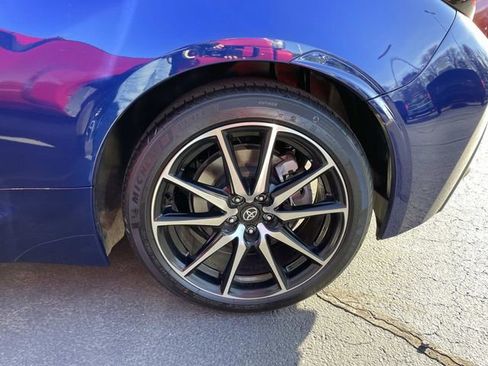 Used 2025 Toyota GR86 image 8