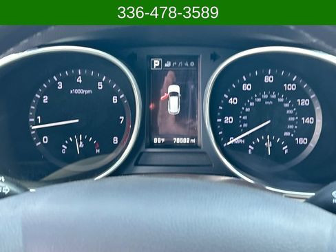 Used 2017 Hyundai Santa Fe Sport w/ 2.4L Tech Package 04 FWD image 15