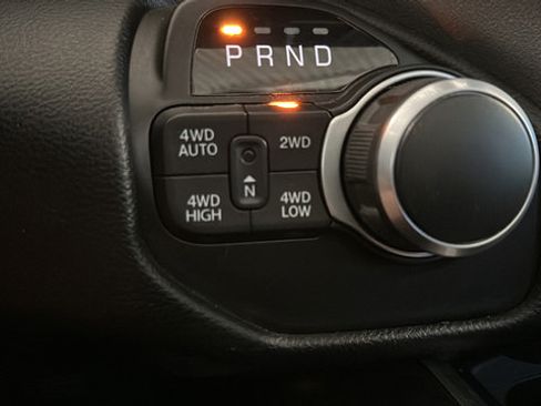 Used 2022 RAM 1500 Big Horn AWD/4WD image 29