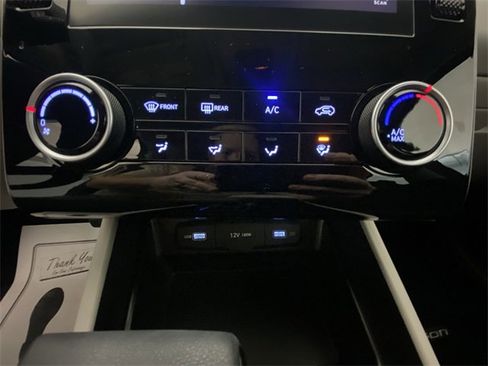 Used 2024 Hyundai Tucson SE image 18