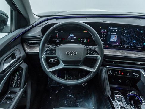Used 2025 Audi Q5 Premium w/ Convenience Package AWD/4WD image 14