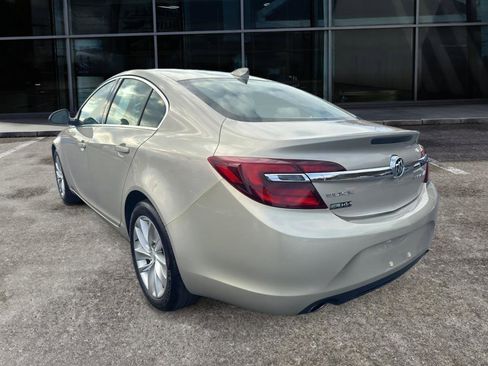 Used 2016 Buick Regal image 7
