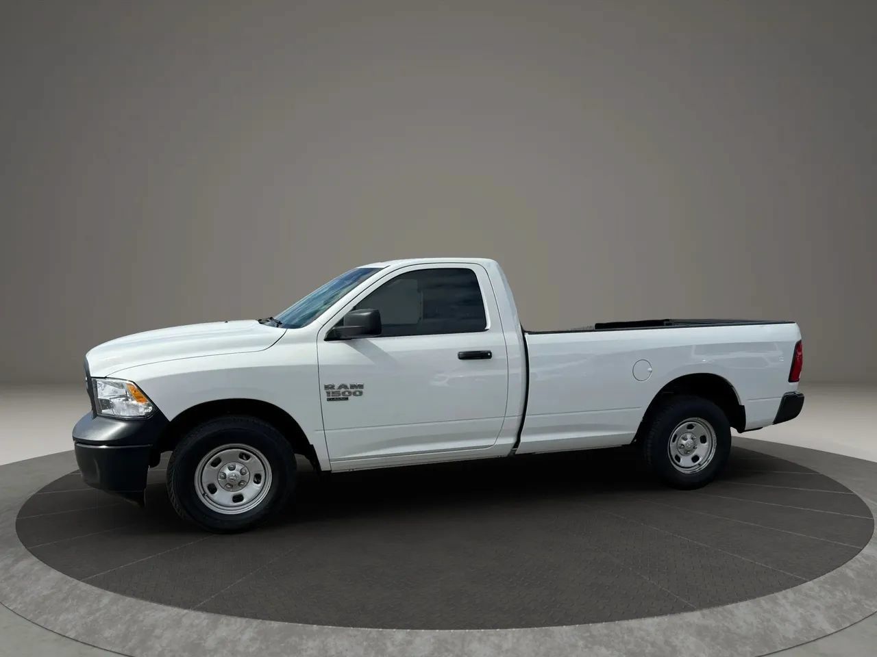 Used 2022 RAM 1500 Tradesman w/ Power & Remote Entry Group AWD/4WD image 2