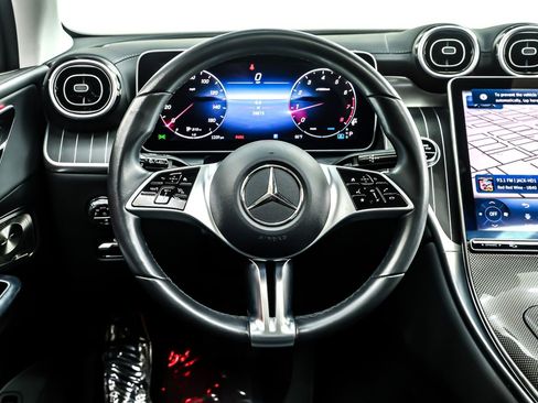 Used 2023 Mercedes-Benz GLC 300 w/ Exclusive Trim Package image 18