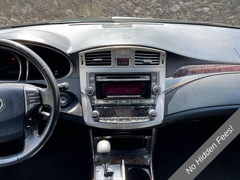 Used 2011 Toyota Avalon FWD image 6