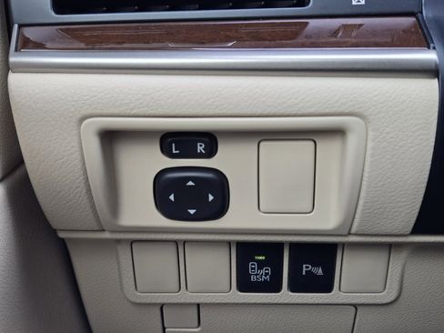 Used 2014 Lexus ES 350 image 24