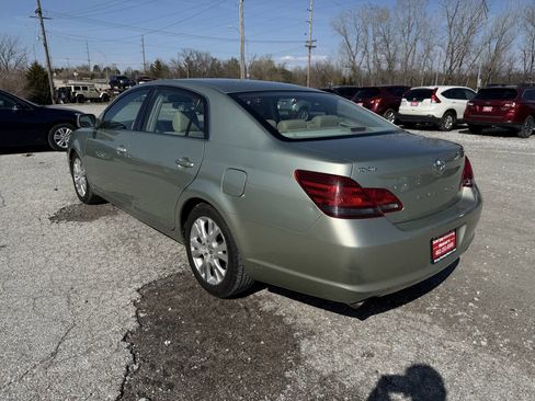 Used 2008 Toyota Avalon XLS image 5