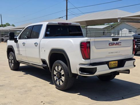 Used 2024 GMC Sierra 2500 Denali w/ Denali Reserve Package AWD/4WD image 5