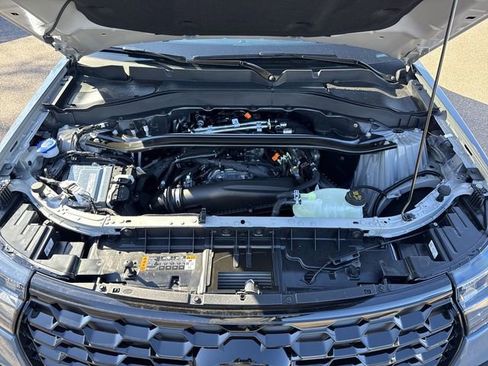 New 2026 Ford Explorer ST-Line AWD/4WD image 12