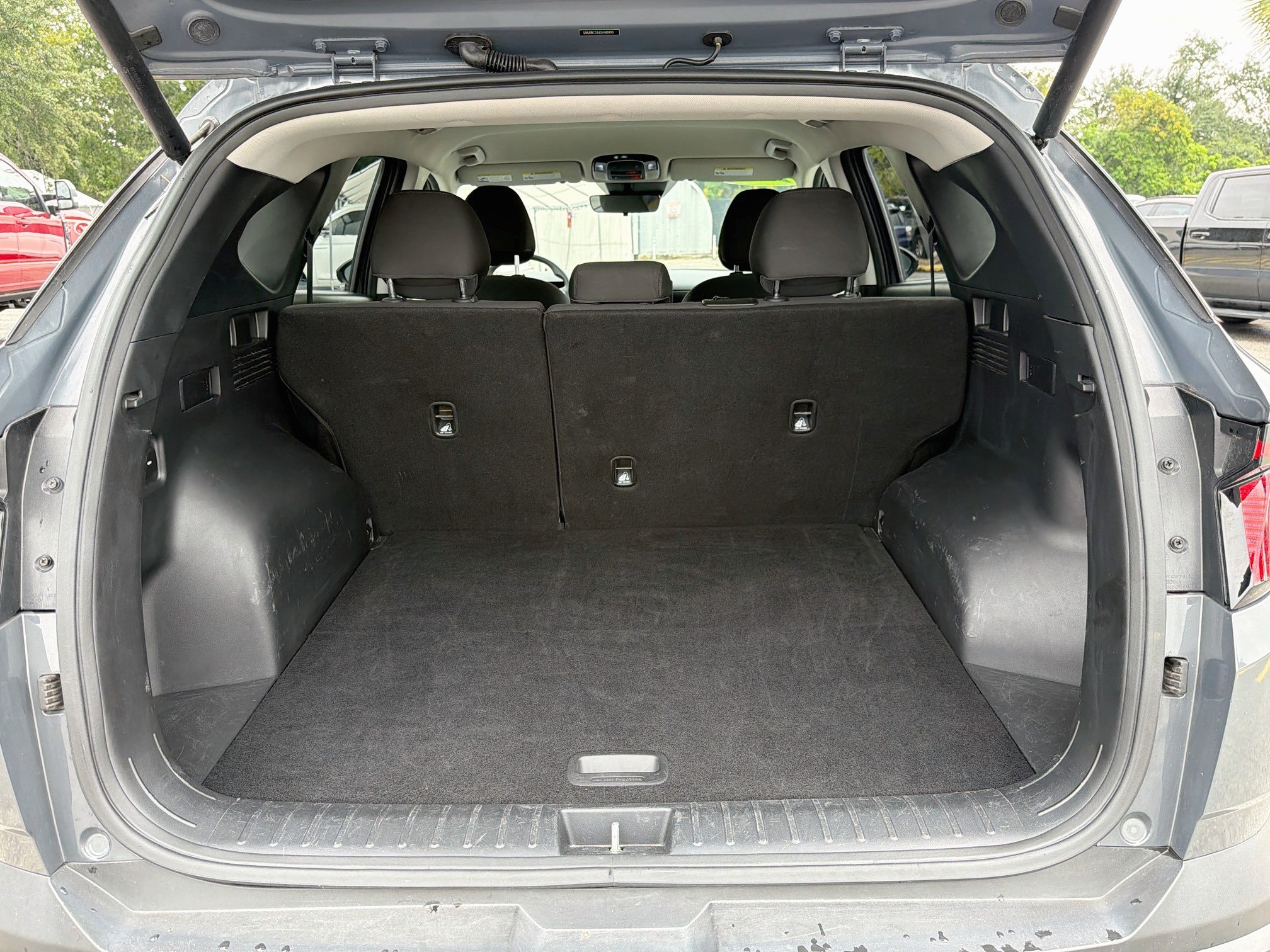 Used 2025 Hyundai Tucson SEL AWD/4WD image 11