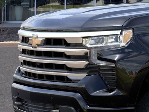 New 2026 Chevrolet Silverado 1500 High Country w/ High Country Premium Package AWD/4WD image 13