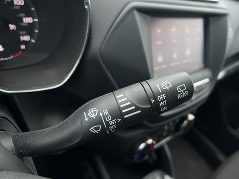 Used 2023 Chevrolet TrailBlazer LT w/ Confidence II Package image 13