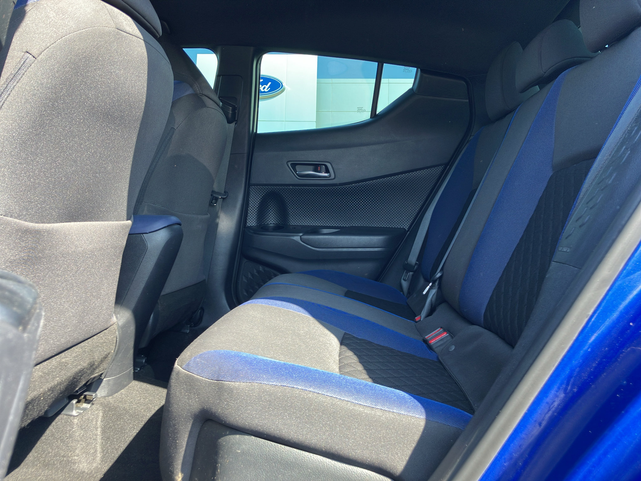 Used 2021 Toyota C-HR XLE FWD image 27