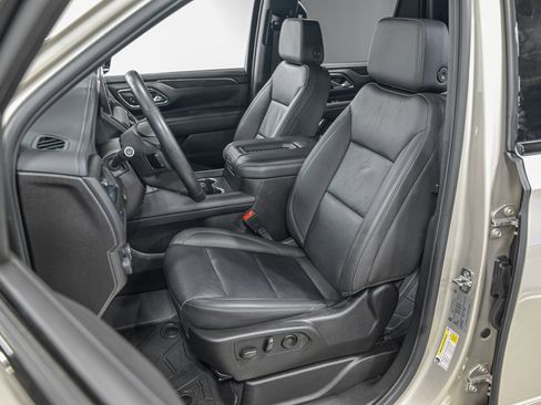 Used 2024 Chevrolet Tahoe LT image 16