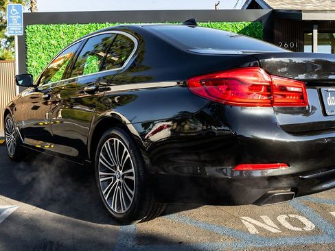 Used 2018 BMW 540i image 9