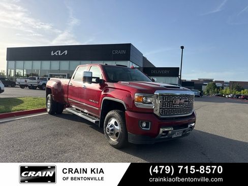 Used 2018 GMC Sierra 3500 Denali w/ Duramax Plus Package AWD/4WD image 1