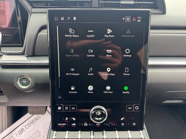 Used 2025 GMC Terrain Elevation w/ Black Edition AWD/4WD image 16