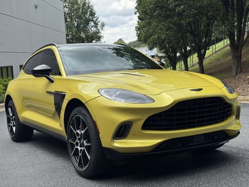 Used 2021 Aston Martin DBX AWD/4WD image 7
