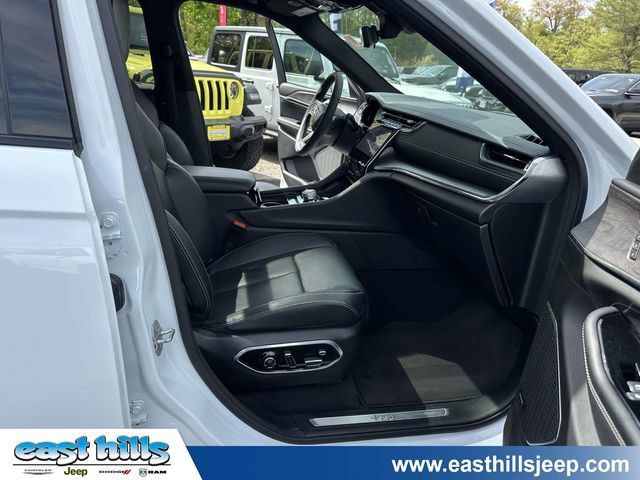 Certified 2024 Jeep Grand Cherokee L Overland w/ Luxury Tech Group IV AWD/4WD image 25