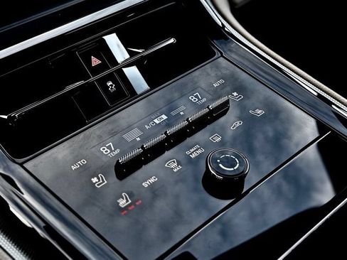 New 2026 Porsche Panamera 4 AWD/4WD image 30