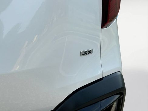 Used 2024 Kia Seltos S AWD/4WD image 19