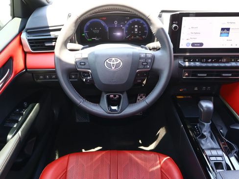 Used 2025 Toyota Camry XSE w/ Premium Package FWD image 9