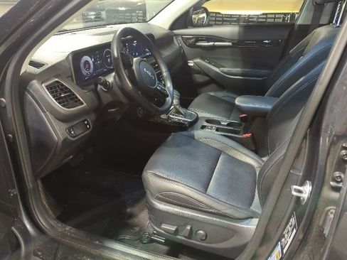Certified 2024 Kia Seltos SX w/ SX Sunroof Package AWD/4WD image 7