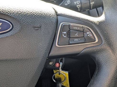Used 2017 Ford Focus SE image 26