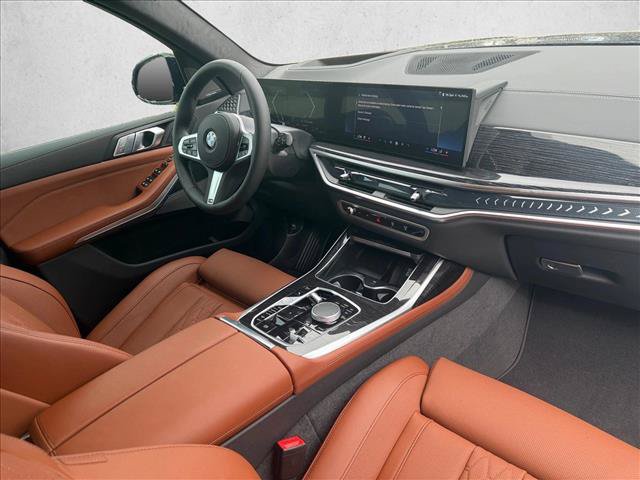 Used 2027 BMW X7 xDrive40i w/ M Sport Package AWD/4WD image 26