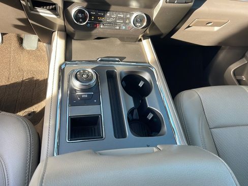 Certified 2021 Ford Expedition XLT image 25