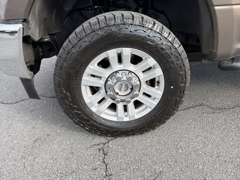 Used 2017 Ford F250 XLT image 11