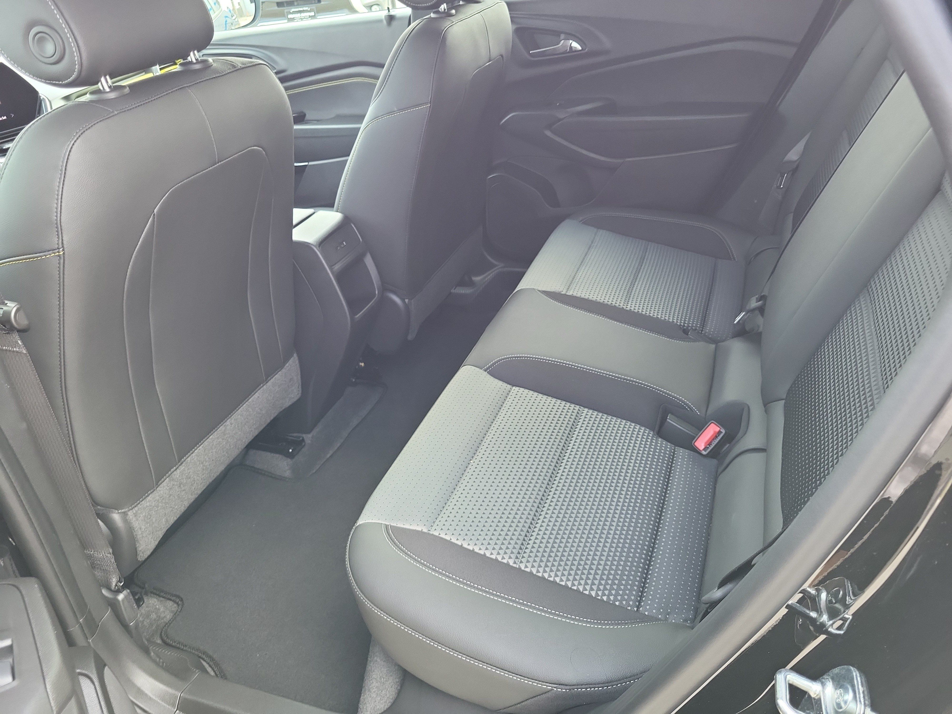 Used 2026 Chevrolet Trax LT w/ Driver Confidence Package FWD image 13