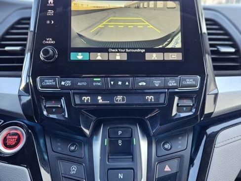 Used 2022 Honda Odyssey Touring image 10