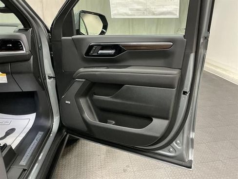 New 2026 Chevrolet Tahoe High Country AWD/4WD image 41