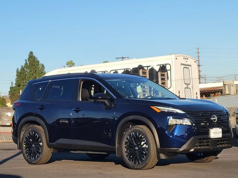 New 2026 Nissan Rogue Dark Armor FWD image 23