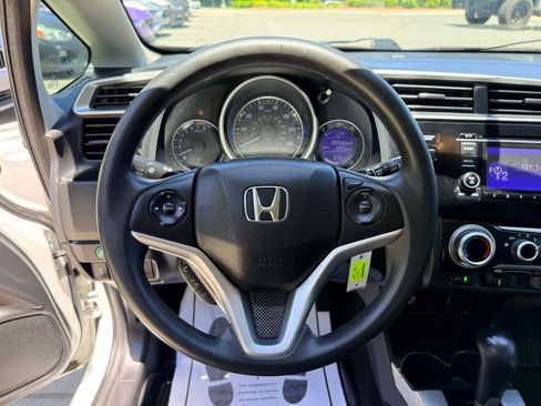 Used 2019 Honda Fit LX image 27