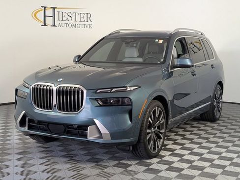 Used 2024 BMW X7 xDrive40i AWD/4WD image 4