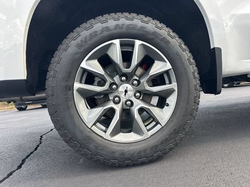 New 2026 Chevrolet Silverado 1500 RST AWD/4WD image 17