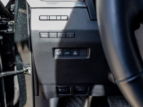 Used 2024 Lexus GX 550 image 22