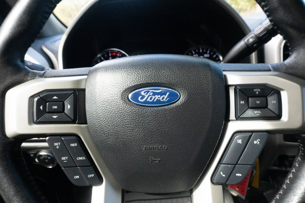 Used 2020 Ford F250 Lariat AWD/4WD image 27