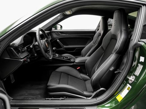 Used 2026 Porsche 911 GT3 RWD image 8