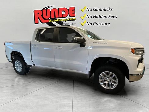 Used 2023 Chevrolet Silverado 1500 LT AWD/4WD image 8