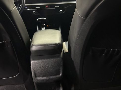 Used 2025 Kia K5 GT-Line image 19