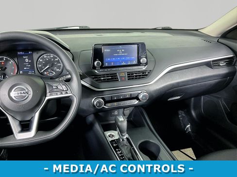 Used 2022 Nissan Altima 2.5 S w/ Driver Assist Package FWD image 9